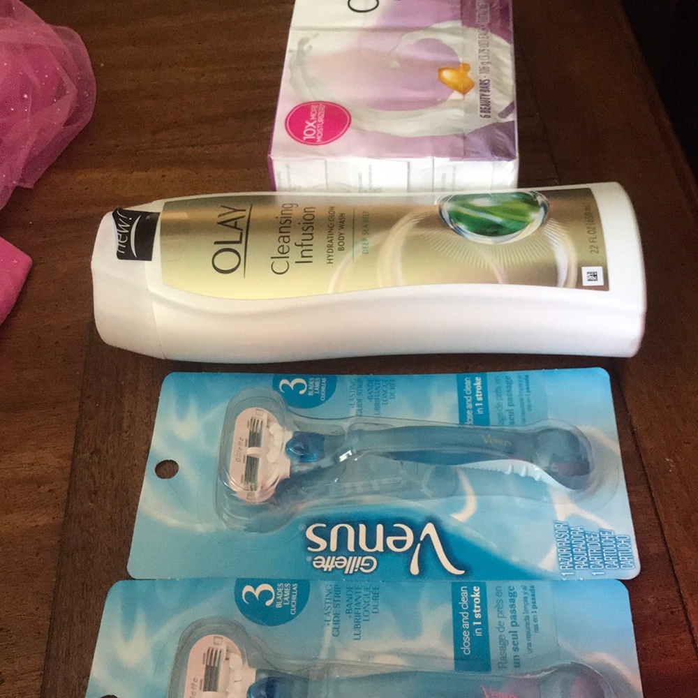 Olay, Razor - Picture 8 of 8